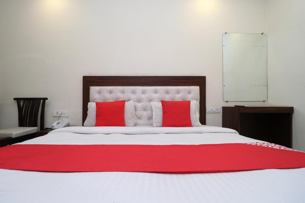 Hotel Golden Heart Amritsar Esterno foto