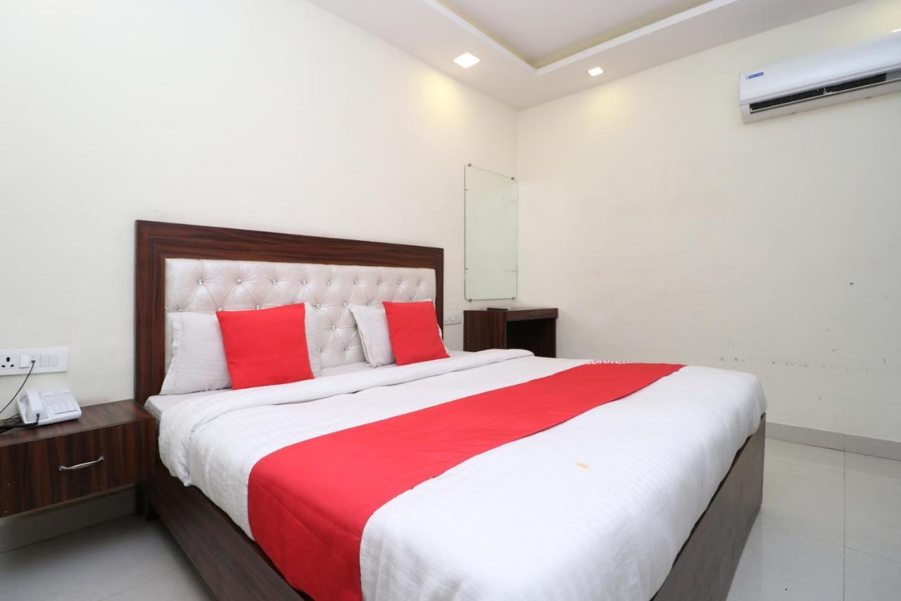 Hotel Golden Heart Amritsar Esterno foto