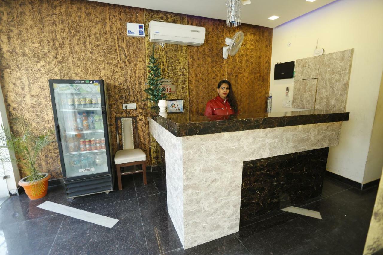 Hotel Golden Heart Amritsar Esterno foto