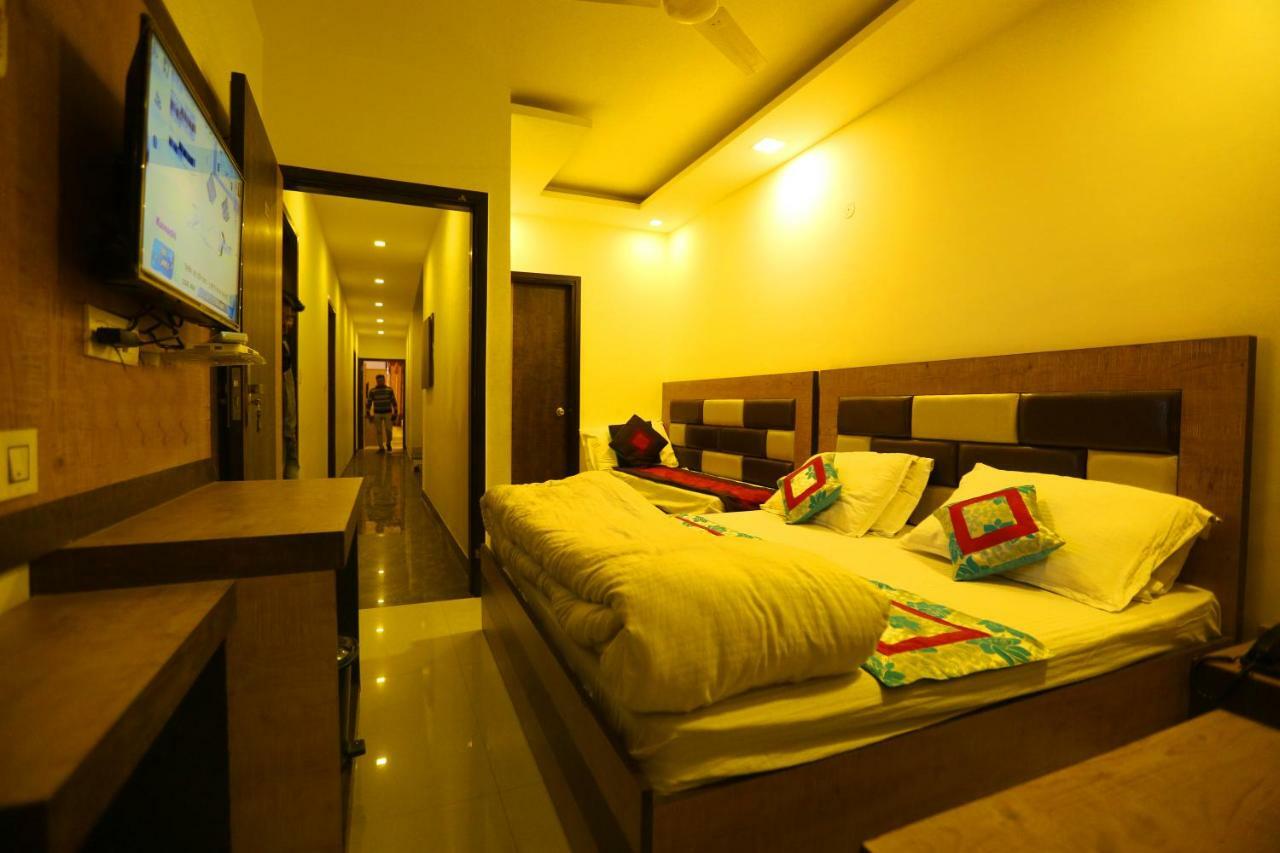 Hotel Golden Heart Amritsar Esterno foto